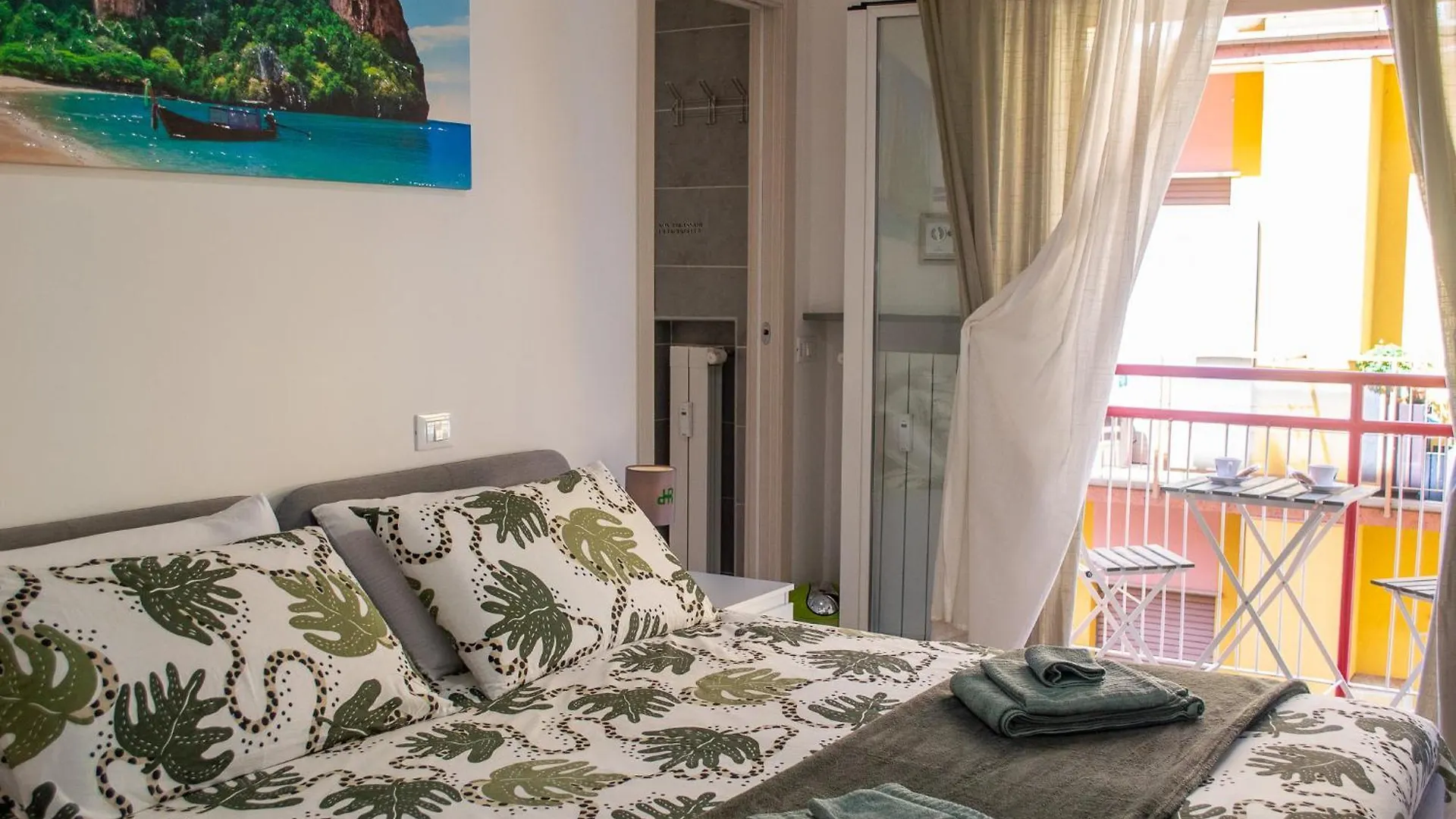 Dolce Hogar Residence Chiavari 0*,